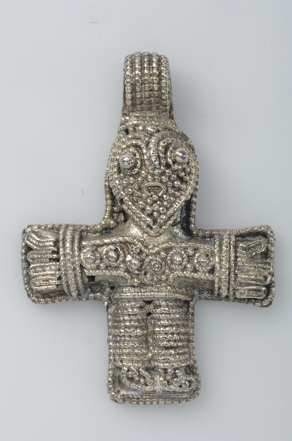 The Bejewelled Amulet | An Artefact of Time-Tested&nbsp;Ubiquity